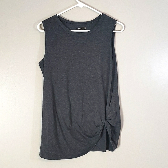 Women's dark gray twisted hem tank, size M - Picture 1 of 4